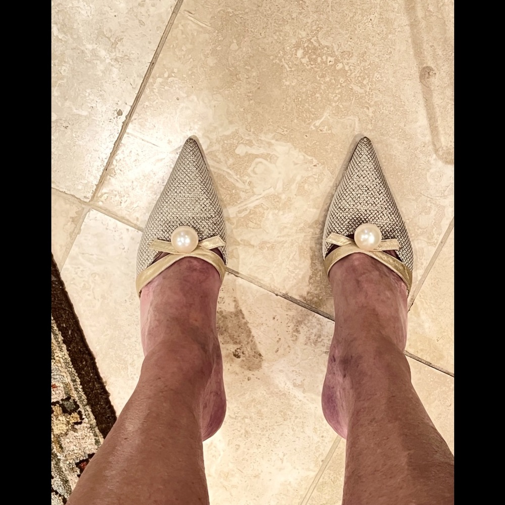 Christian Lacroix Pearl Metallic Gold Slides 7.5 - Picture 7 of 7
